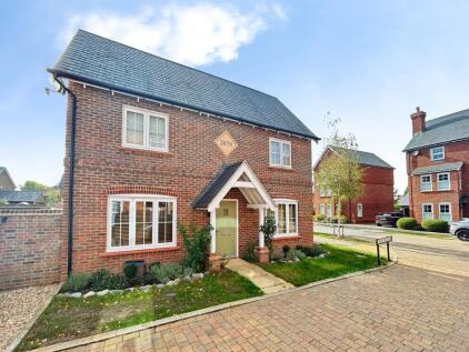 Upper Wheatfield, Hook, Hampshire, RG27