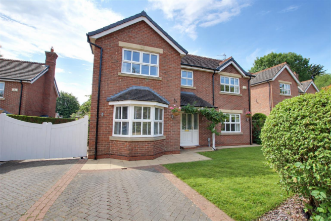 2 Evelyn Gardens front.png