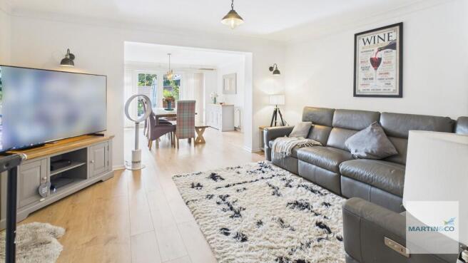 CAM03663G0-PR0161...