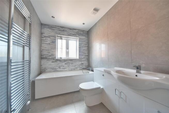 Skye Gardens, Feltwell, Thetford, Norfolk, IP26 photo 4