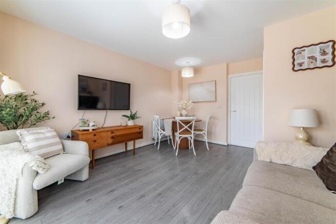 Fairhaven Way, The Fairways, Cramlington, NE23 photo 4