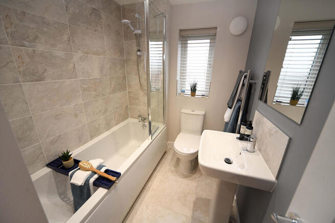 4 bed Semi-Detached for sale Image 7