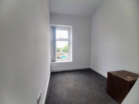2 bed Terraced for sale Image 10