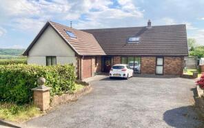 Gwenfro, Capel Seion Road, Drefach, Llanelli SA14 7BN