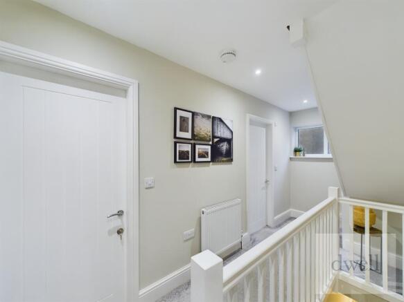 1 bed House Share to rent Image 9