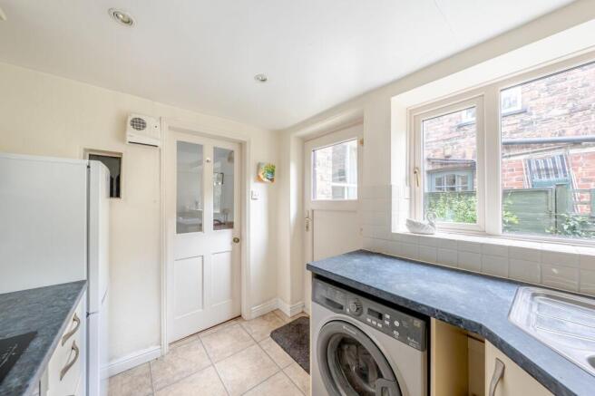 2 bed Terraced for sale Image 10