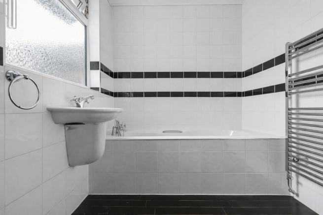 Bathroom_2.png