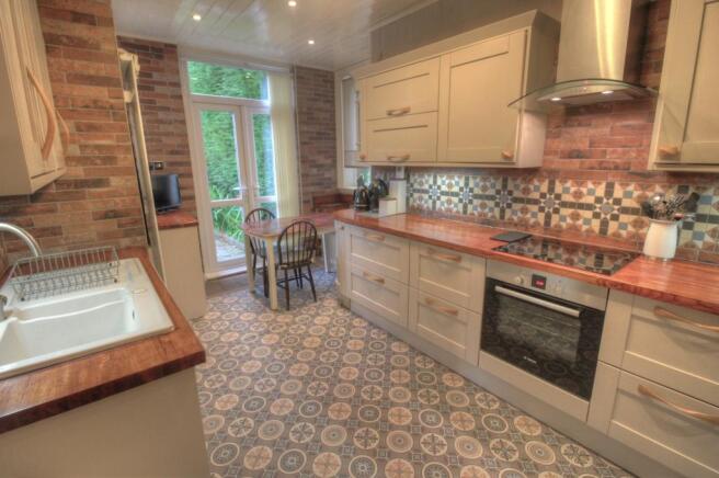 Kitchen 2