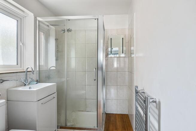 Ensuite Shower room