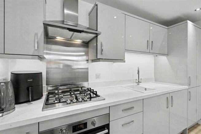 Kitchen (1).jpeg