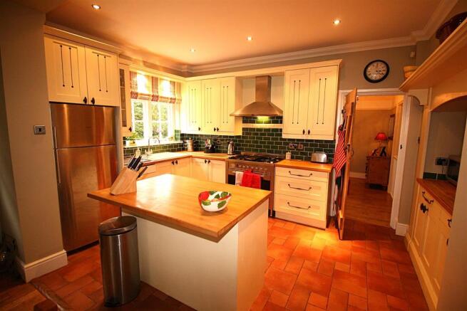 kitchen12.JPG