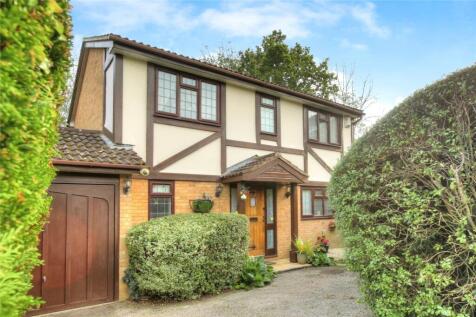 Thirlmere Close, Egham, Surrey, TW20
