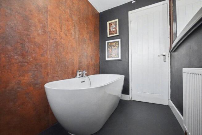 2 bed Detached for sale Image 11
