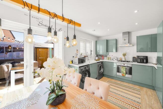 Kitchen / Diner