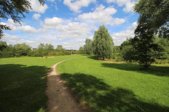 Lang Farm, Daventry