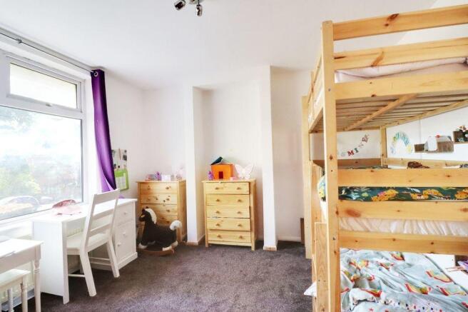 Bedroom 1 (Double)