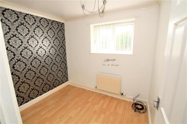 3 bed End of Terrace to rent Image 8