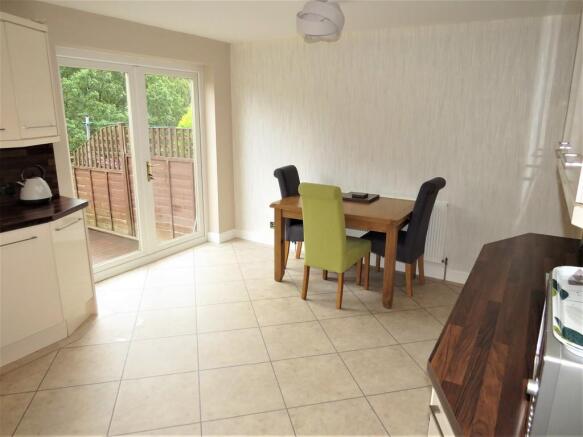 Kitchen dining ro...