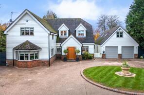 Almond Bank, U40 Between Pigs Green And Hadham Road, Wellpond Green, Standon SG11 1NJ