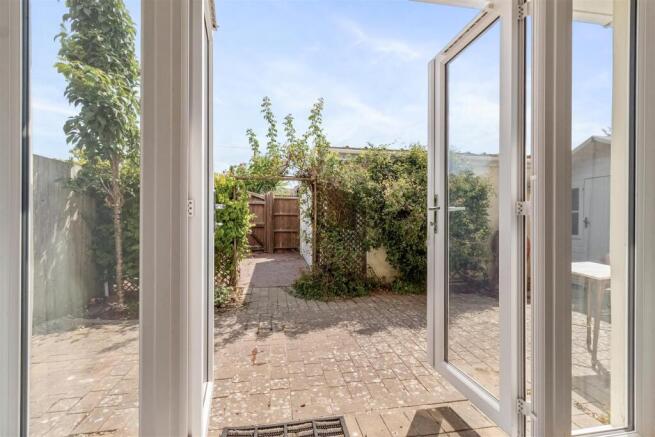 8 Beehive Lane-014.jpg