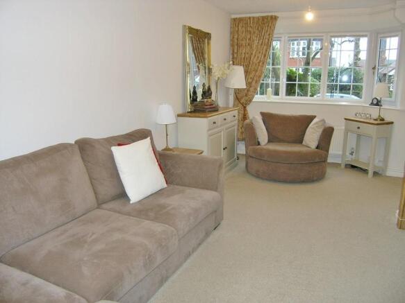 Lounge 2