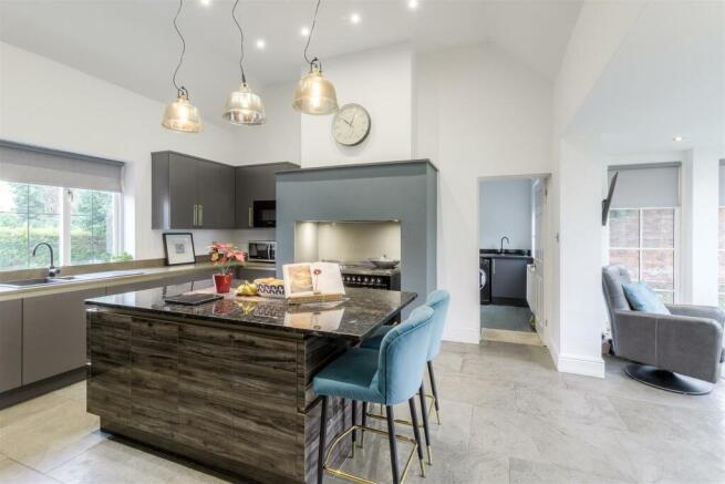 Witherley Lodge, 12 Watling Street, Witherley  (13