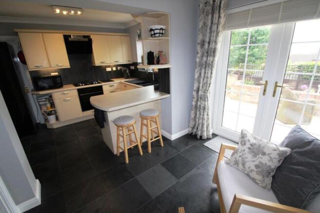 Kitchen/Breakfast Room