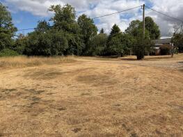 40, Main Road, Chippenham SN15 4AZ