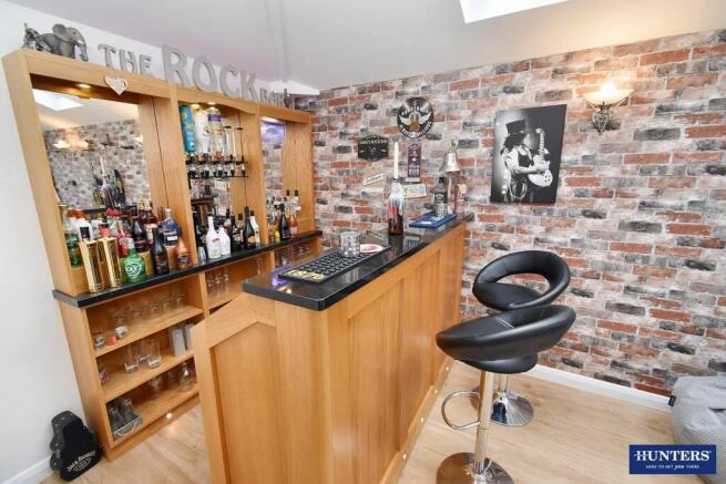 Games-Bar room