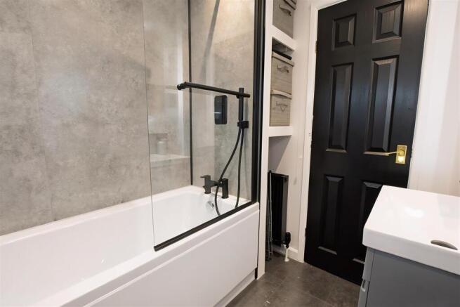 2 bed Terraced for sale Image 12
