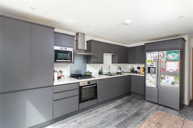 3 bed Bungalow for sale Image 6