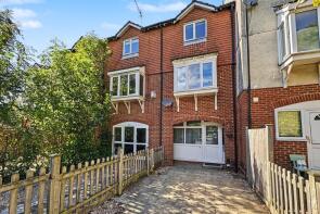12, Berkeley Close, Southampton SO15 2TR