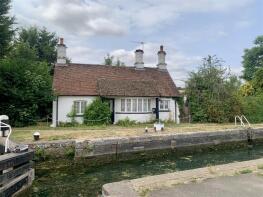 The Lock Bungalow, Wharf Lane, Cow Roast, Tring HP23 5RE