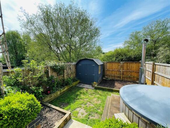 34westgdn4.jpg