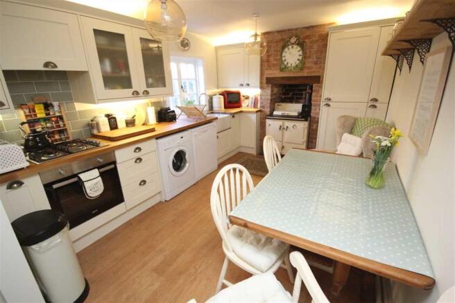 Kitchen/Breakfast