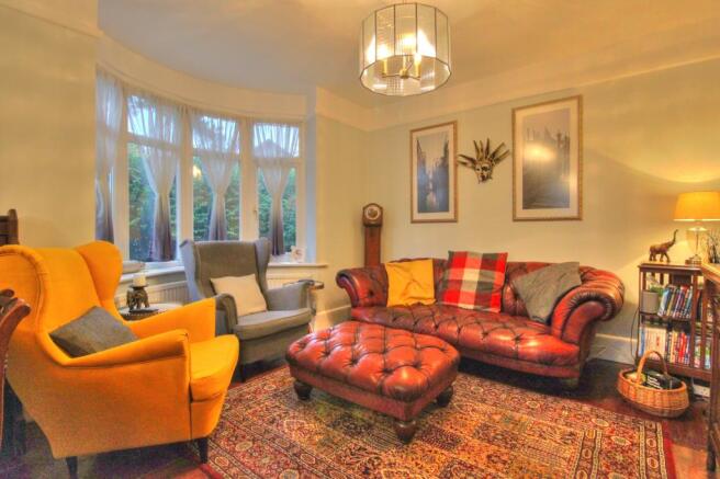 Living Room 4