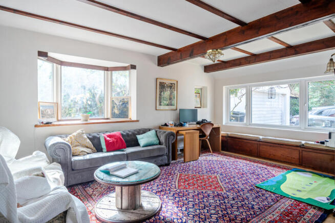 1-69b2966a043d9-1...