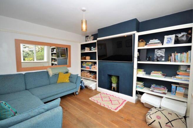 SITTING ROOM