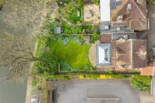 DJI_20240418112905_0020_D.jpg