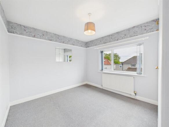2 bed Semi-Detached for sale Image 7
