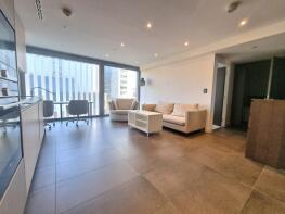 5, 261b Chronicle Tower, City Road, London EC1V 1AJ