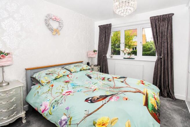 2 bed Semi-Detached for sale Image 5