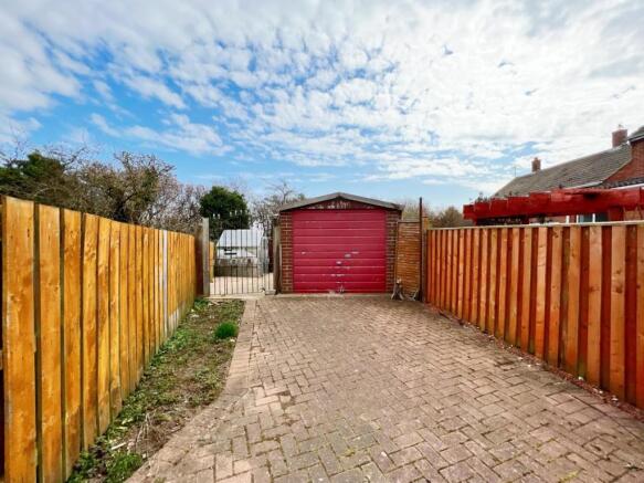 Single Garage.jpg