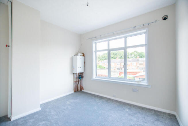 3 bed Terraced to rent Image 10