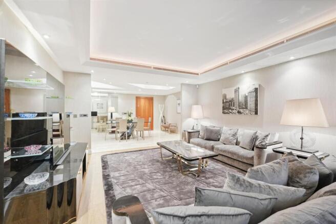 Apartment 2.4 10, Lancelot Place (10).jpg