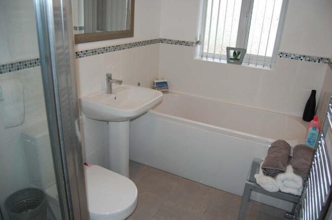 Bathroom/Wc