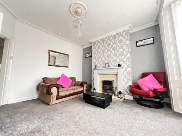 3 bed Terraced for sale Image 4