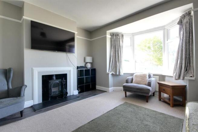 3 bed Detached for sale Image 4