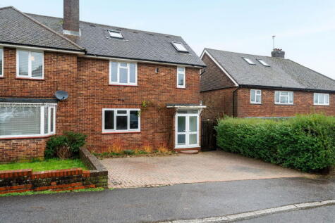 Maple Way, Coulsdon, CR5 3RP