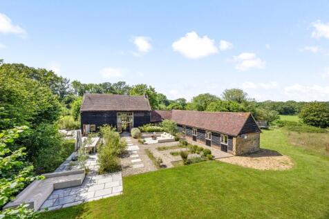 Cleavers Lane, Cuckfield, RH17